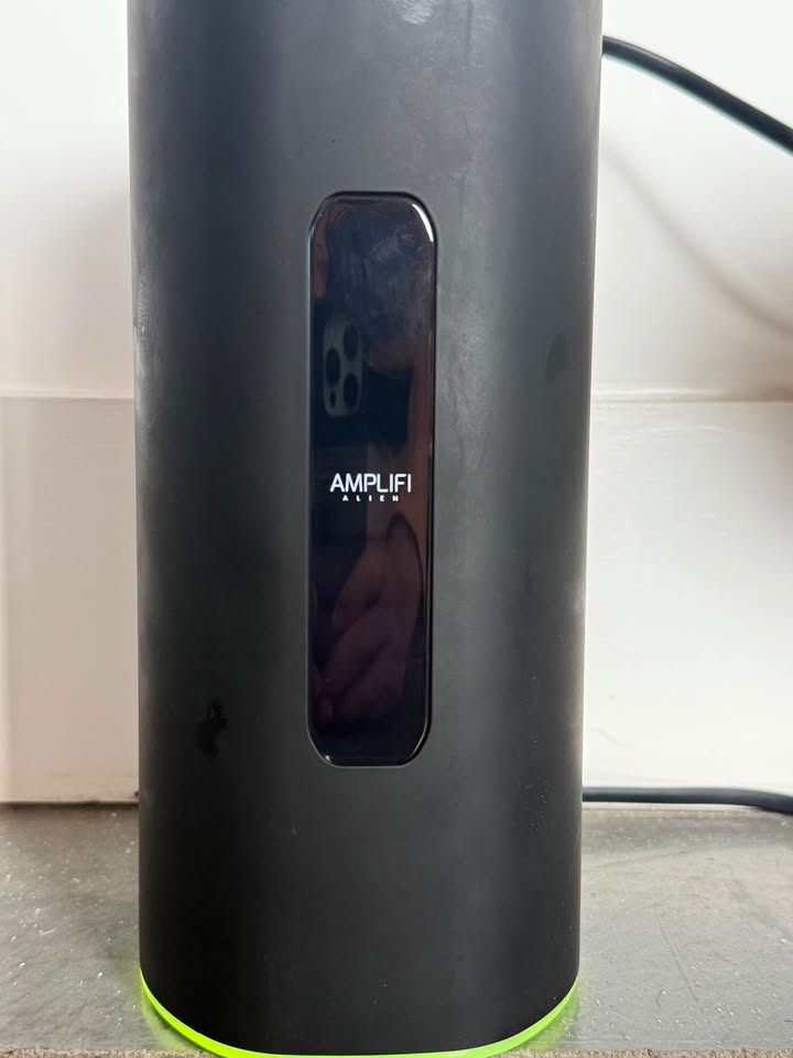 Ubiquiti AmpliFi Alien – high-performance mesh Wi-Fi for large Starlink homes